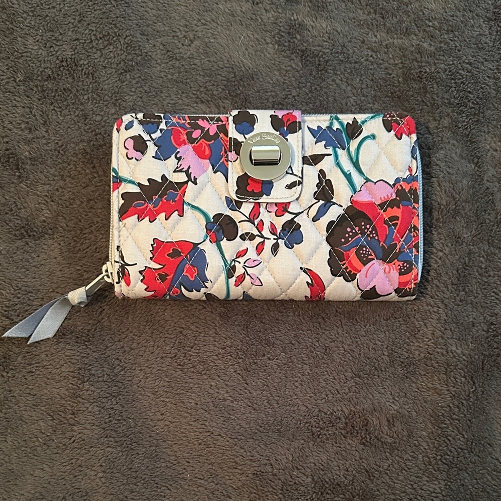 Vera Bradley Floral Women's Wallet